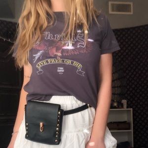 dope tee from princess polly💕💕